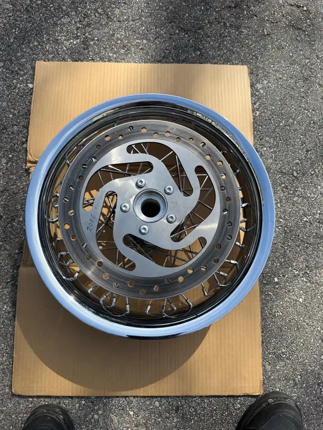 Harley Softail front rim (RIMLESS Style) w/Rotor - Photo 2