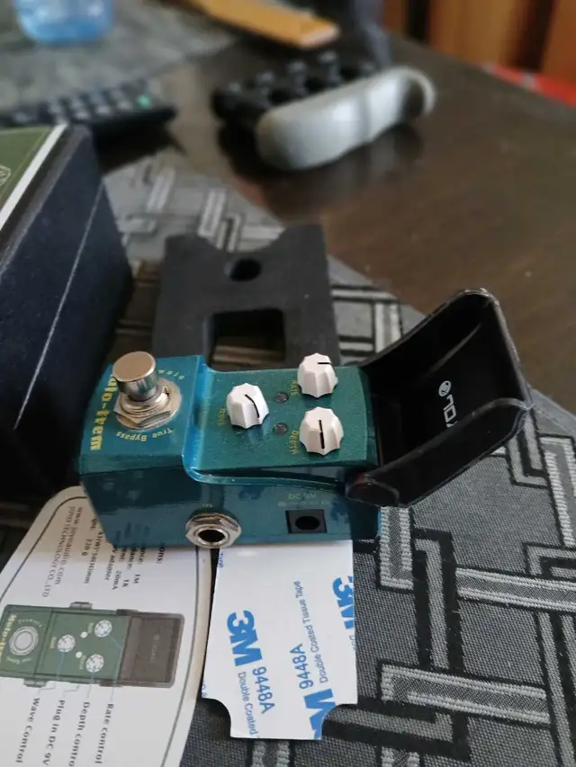 Joyo ironman tremolo pedal. - Photo 2