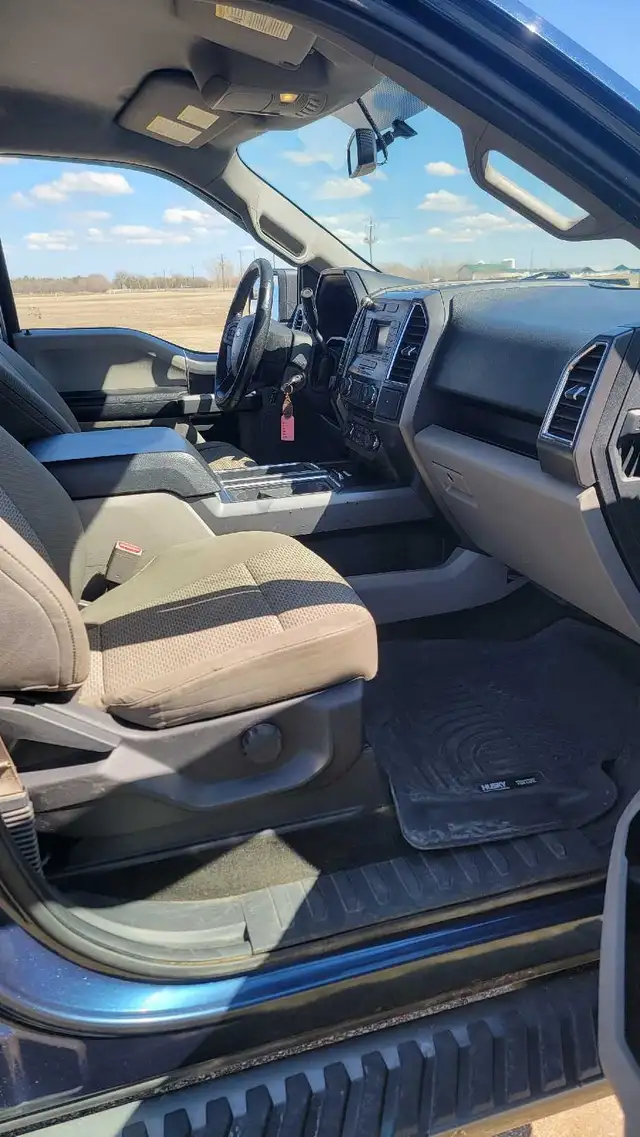 Saftied 2015 F150 ecoboost 4x4 - Photo 7