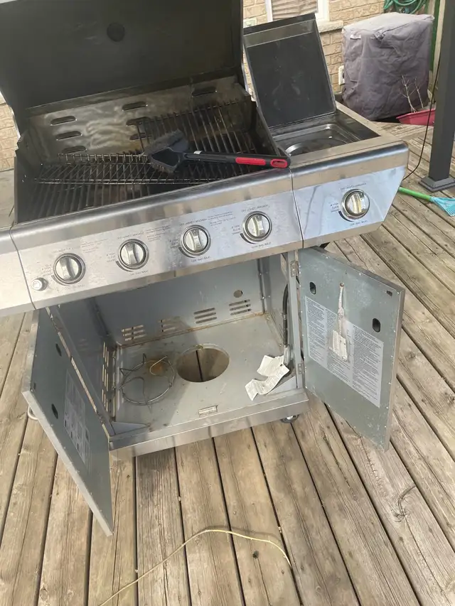 A cooking bbq grill - Photo 3