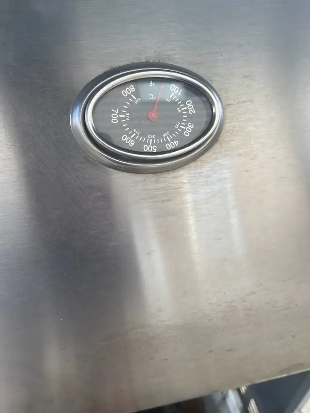 A cooking bbq grill - Photo 7