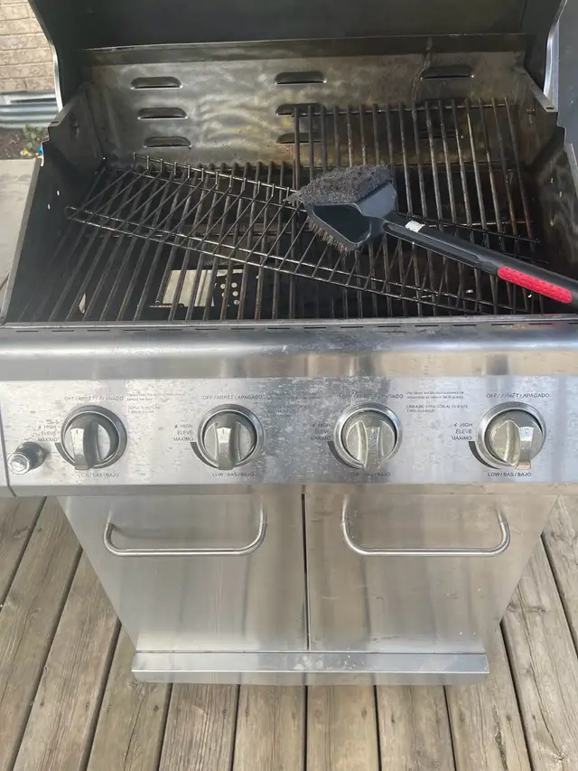 A cooking bbq grill - Photo 8