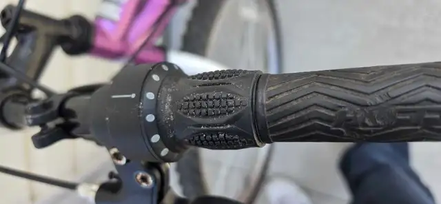 24 inch bike - Photo 4