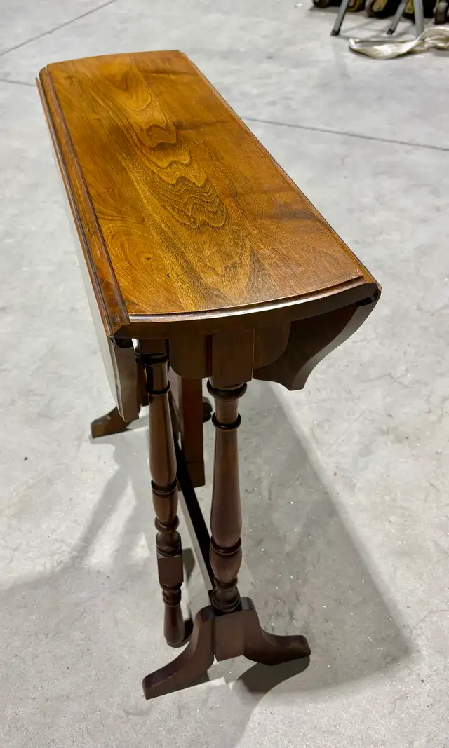 Antique Walnut Drop-Leaf Gate-Leg Side Table (Apartment-Sized!) - Photo 2