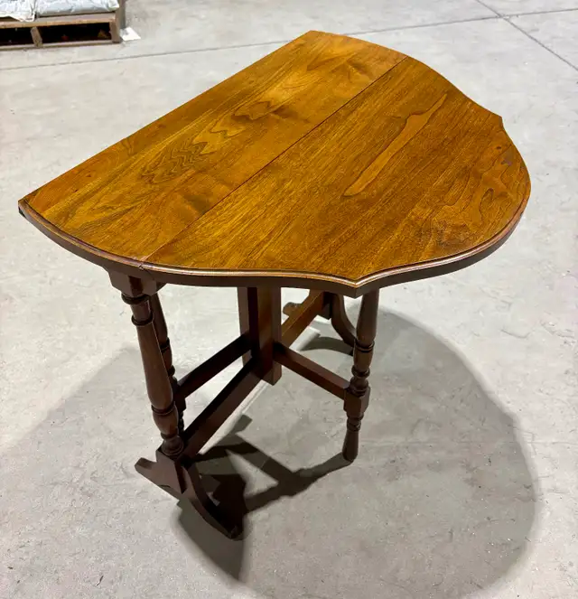 Antique Walnut Drop-Leaf Gate-Leg Side Table (Apartment-Sized!) - Photo 3