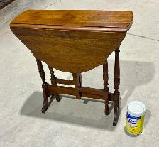 Antique Walnut Drop-Leaf Gate-Leg Side Table (Apartment-Sized!) - Photo 6