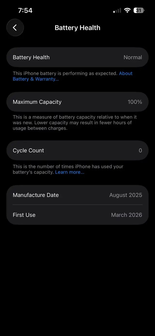 iphone 16e - Photo 3