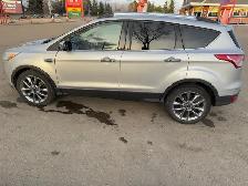 2014 Ford Escape Titanium 4WD – 2.0L EcoBoost – Low KM – Mint - Photo 2