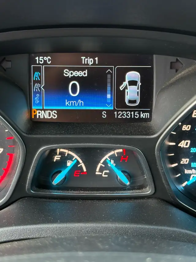 2014 Ford Escape Titanium 4WD – 2.0L EcoBoost – Low KM – Mint - Photo 10