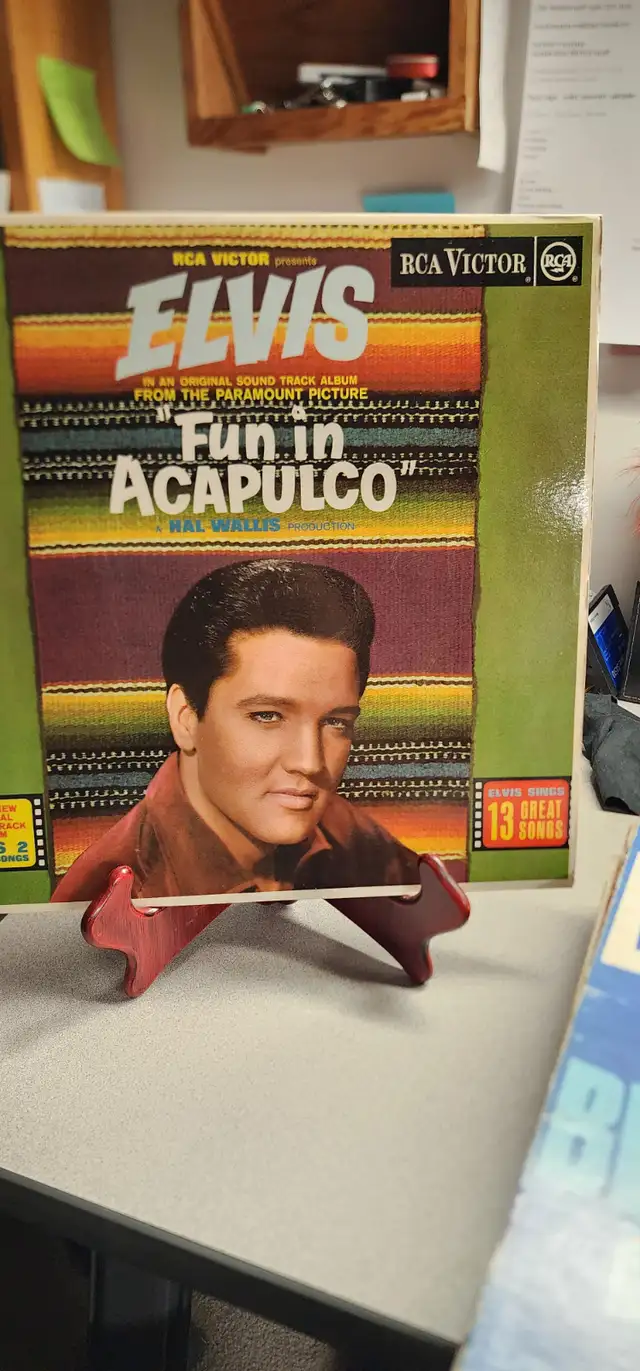 Elvis, Elvis Elvis.  Albums, 45's -  see description for list - Photo 2