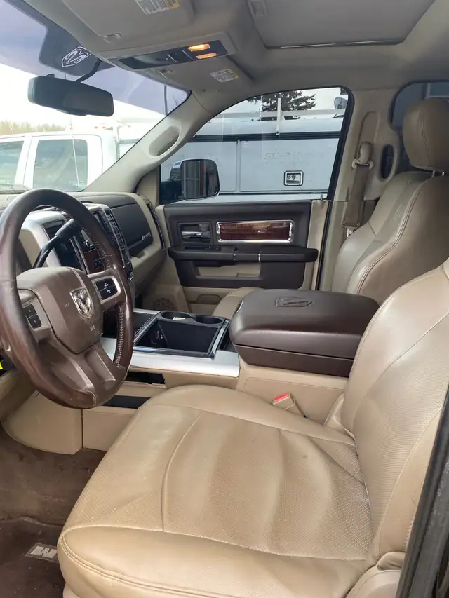 2011 Dodge ram 2500 heavy duty Cummins turbo diesel - Photo 5