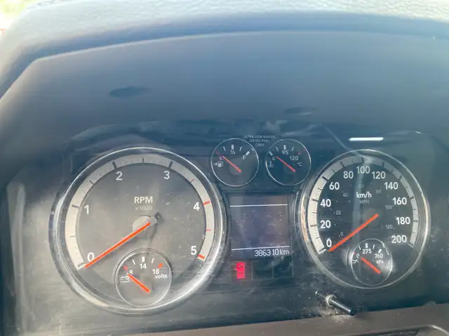 2011 Dodge ram 2500 heavy duty Cummins turbo diesel - Photo 7