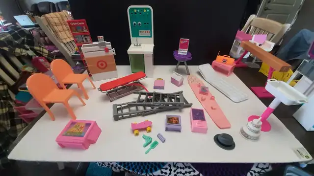 1/6 SCALE PLASTIC FURNITURE FOR BARBIE