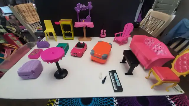 1/6 SCALE PLASTIC FURNITURE FOR BARBIE - Photo 3