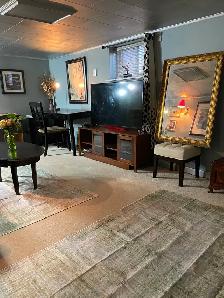 EAST YORK FURNISHED 1 BEDROOM  BASEMENT APARTMENT, ALL INCLUSIVE - Photo 5