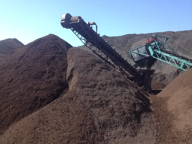 NEW YARD SOIL SUPPLY AND SPREAD PACKAGE