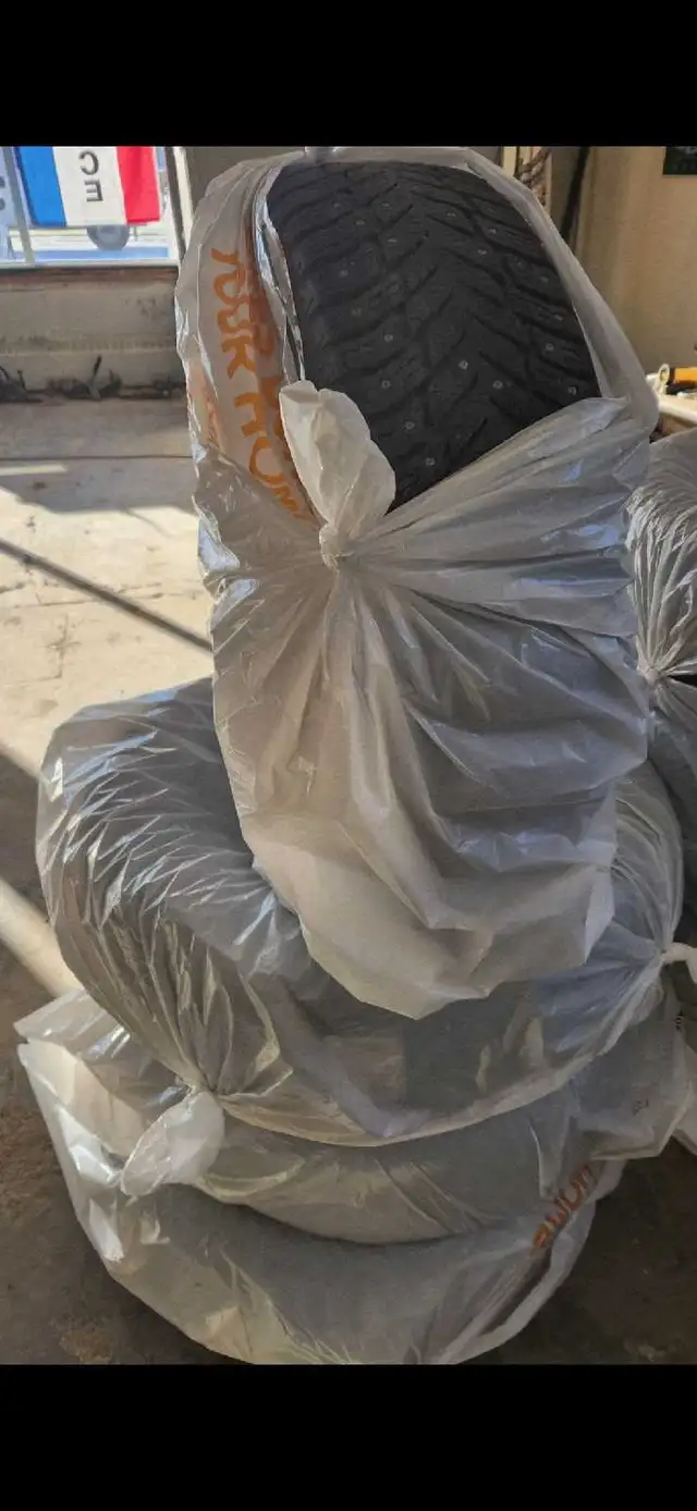 2020 Ford Escape SE - Photo 10