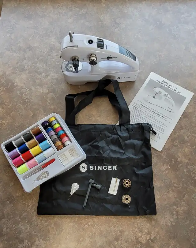 NEW SINGER Portable Hand Held Sewing Machine - Photo 2