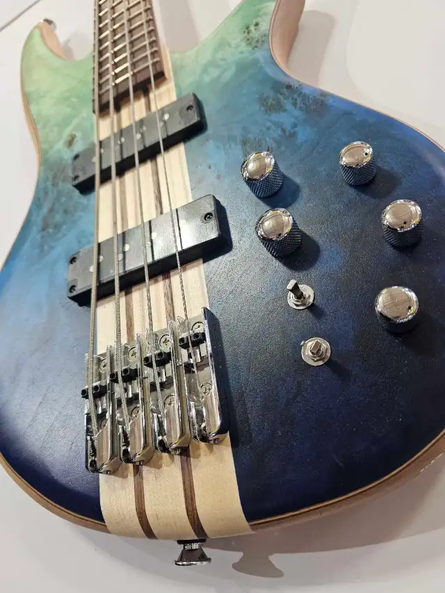 Jackson Pro Series Spectra SBP IV Bass - Caribbean Blue - Photo 3