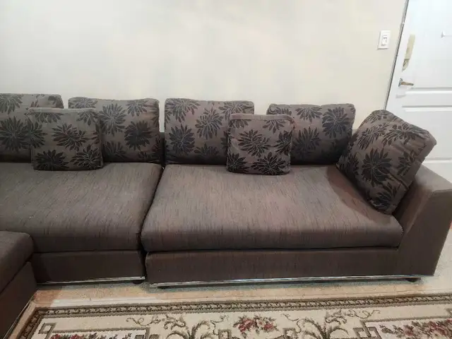 L-shaped Sectional Sofa for sale - Photo 2