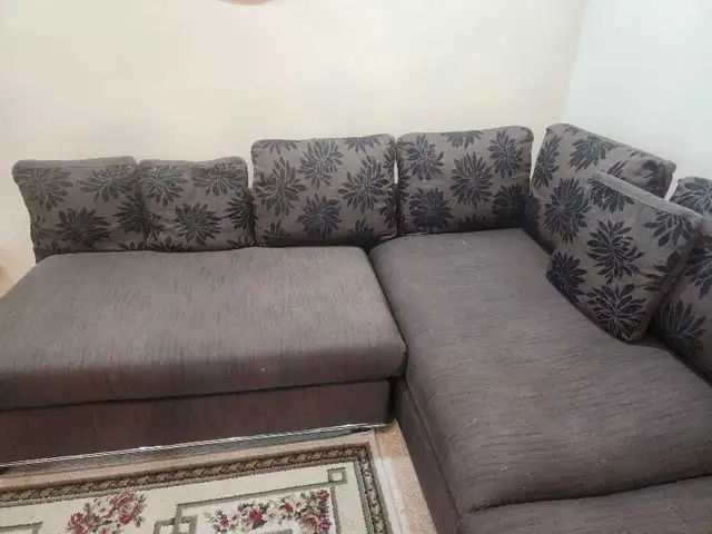 L-shaped Sectional Sofa for sale - Photo 3