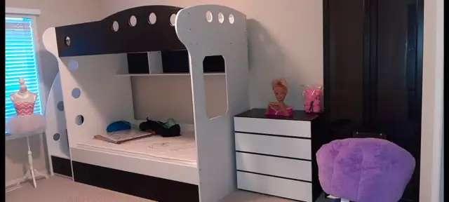 Bunk Bed with Storage ( Twin   Twin)