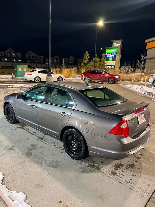 2010 Ford fusion - Photo 2