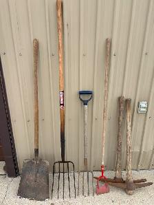 Miscellaneous yard tools