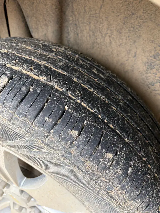 2012 chev equinox awd - Photo 4