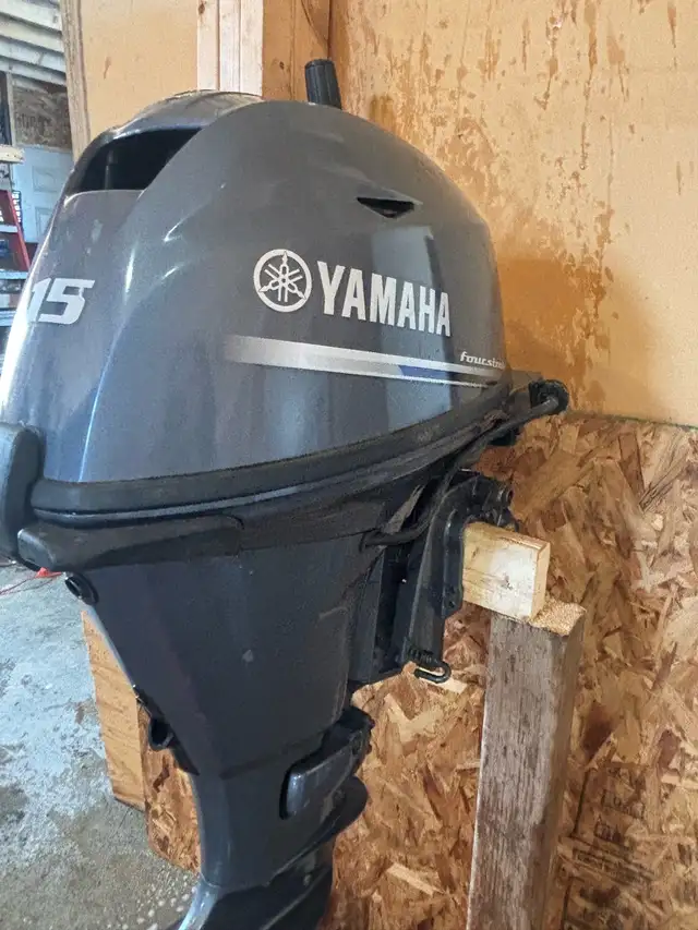 Yamaha 15hp Outboard Motor - Photo 3