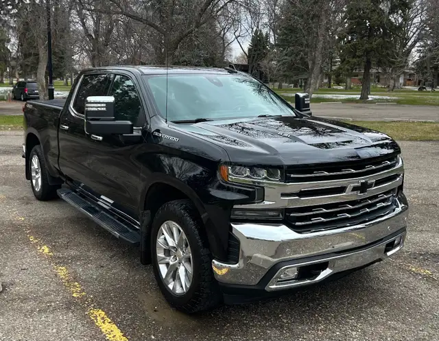 2021 Chevrolet Silverado 1500 LTZ - Photo 4