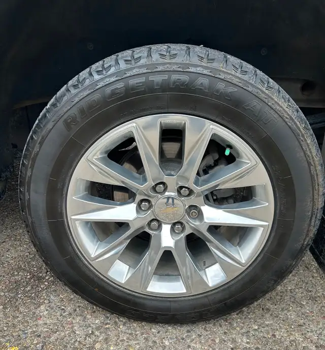 2021 Chevrolet Silverado 1500 LTZ - Photo 10