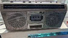 Boombox Realistic SCR-10