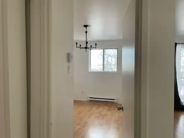 4 1/2 à louer à Laval - Photo 3