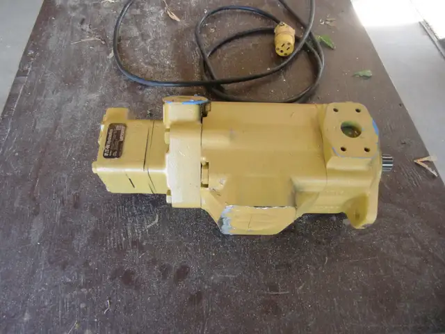 Hydraulic Pumps - Photo 3