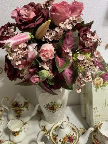 Old Country Roses Vase With Boquet