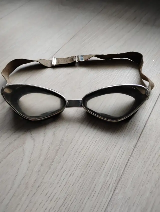 Vintage/Antique  Goggles