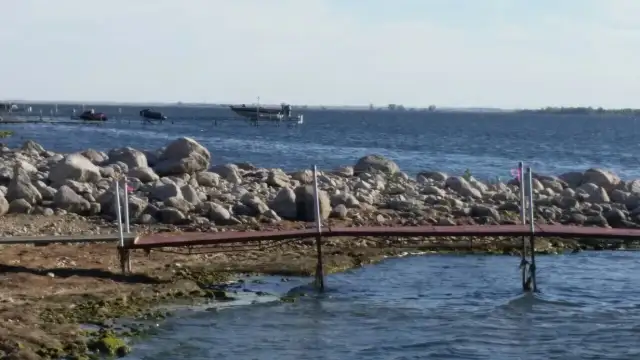 Lake Lot for Sale - Photo 3