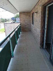 2 bed, 2 bathroom, 30 foot balcony. Central Stoney Creek - Photo 3