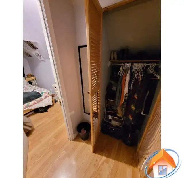 room sublet available near McMaster - Photo 5