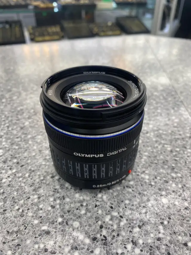 Olympus 14-42MM ED Lens - Photo 2