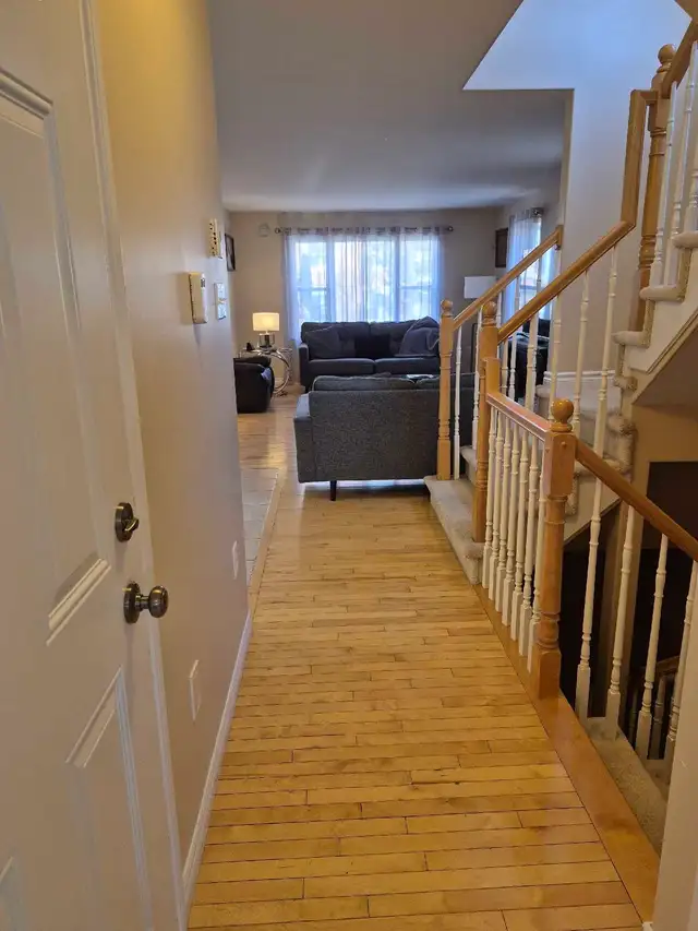 Townouse for Rent - Photo 2