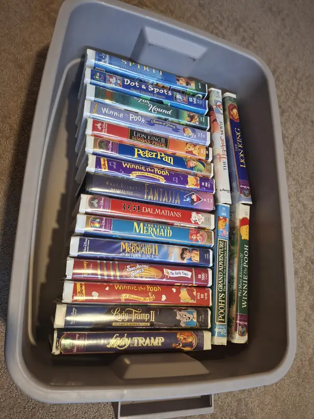 Disney VHS Movies (17)  2