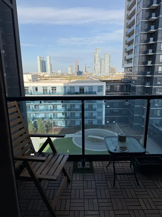 Luxury 1  1 Bedroom Condo for rent! - Photo 10