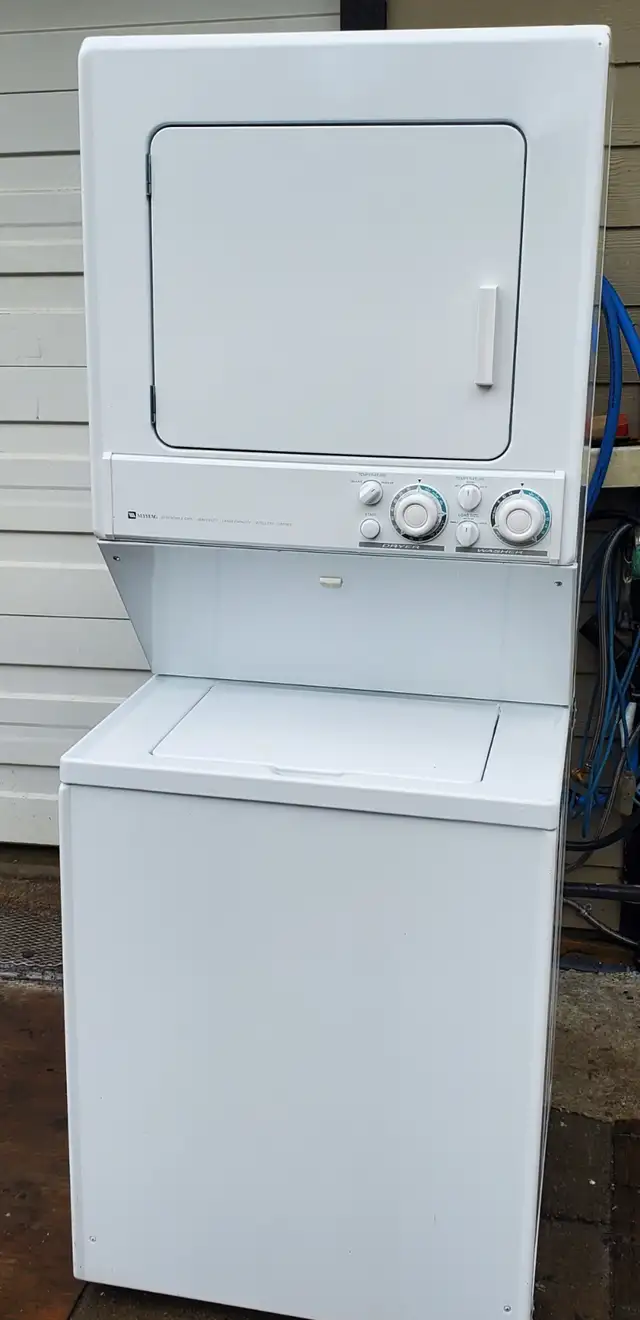 Maytag Stackable W/D - Very Good Condition - Heavy Duty - Photo 2