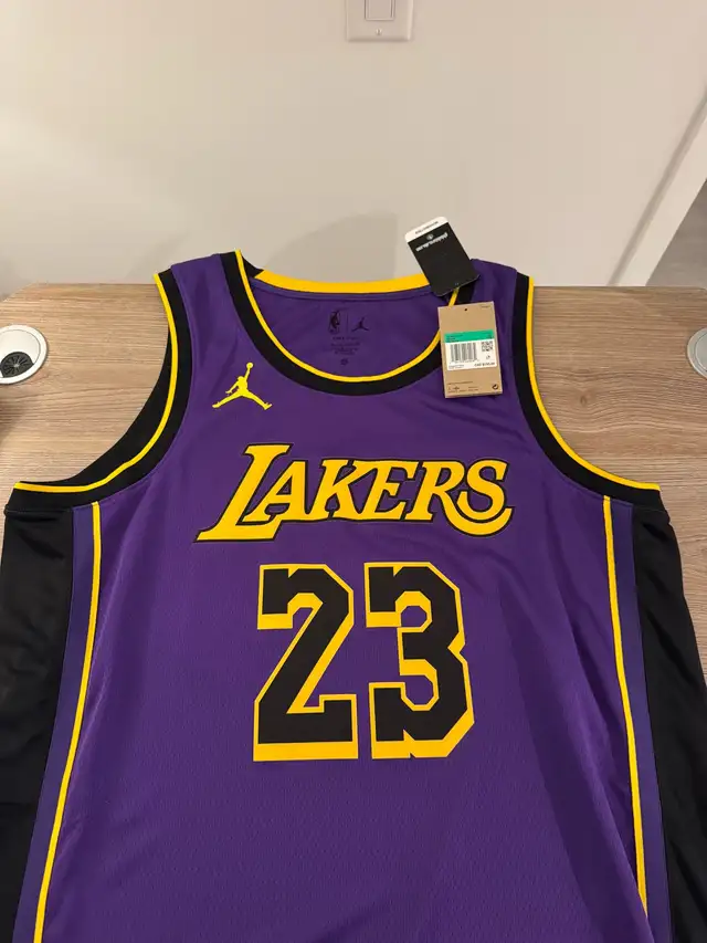 LeBron James Jersey