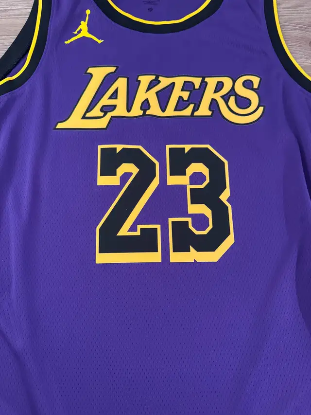 LeBron James Jersey - Photo 6