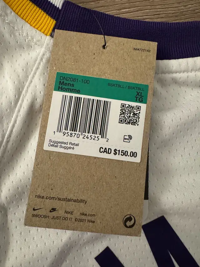 LeBron James Jersey - Photo 5