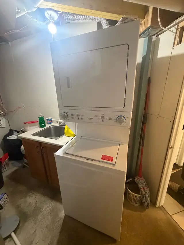 Room for rent - Photo 5