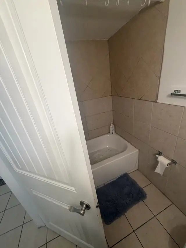 Room for rent - Photo 7